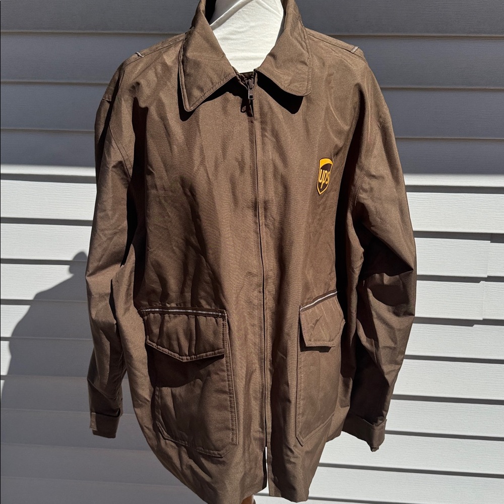 United Parcel Service UPS Reflective Jacket - Brown - Size L